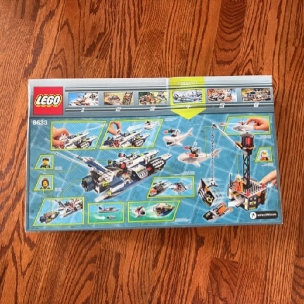 Lego Mission 4: Speedboat Rescue 8633 Agents Minifigure Building Set Box Damage - Picture 8 of 10